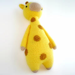 Tall giraffe with spots amigurumi pattern by Little Bear Crochet