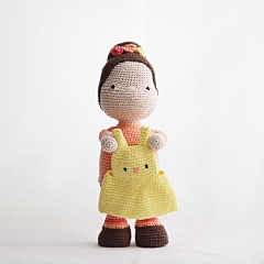 Doll Julia Chicken Outfit amigurumi pattern by Madelenon