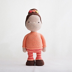 Doll Julia Chicken Outfit amigurumi by Madelenon