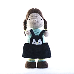 Doll Julia Penguin outfit amigurumi pattern by Madelenon