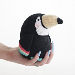 Luriel the Toucan amigurumi by Madelenon