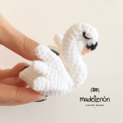 Maia and Lucy amigurumi pattern by Madelenon