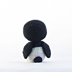 Mariano the Penguin amigurumi by Madelenon