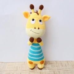Giraffe amigurumi pattern by Little Bamboo Handmade
