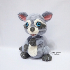 Ringo The Raccoon amigurumi by Little Bamboo Handmade