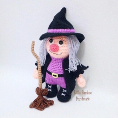 Witch amigurumi by Little Bamboo Handmade