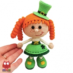 Doll in a St Patrick's leprechaun outfit amigurumi by LittleOwlsHut