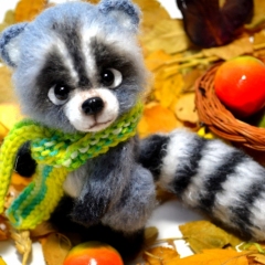 Sweet Raccoon amigurumi by LittleOwlsHut