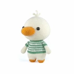 Dudley the Duck amigurumi pattern by DIY Fluffies
