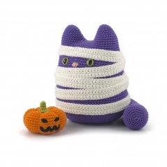 Kiki the Mummy Cat & Halloween Pumpkin amigurumi pattern by DIY Fluffies