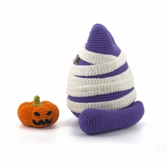 Kiki the Mummy Cat & Halloween Pumpkin amigurumi by DIY Fluffies