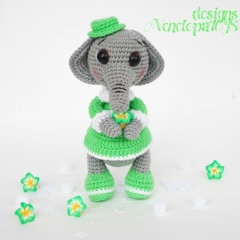 Elephant amigurumi pattern by VenelopaTOYS