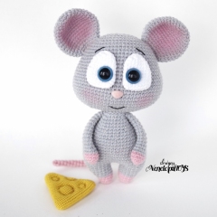 Mouse with cheese amigurumi pattern by VenelopaTOYS