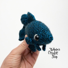 Betty the Betta Fish amigurumi by Theresas Crochet Shop