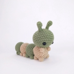 Caity the Caterpillar amigurumi by Theresas Crochet Shop