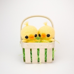 Cheep the Chick amigurumi pattern by Theresas Crochet Shop