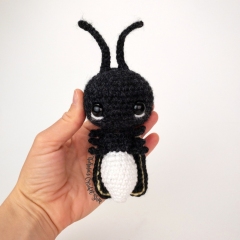 Flicker the Firefly amigurumi by Theresas Crochet Shop