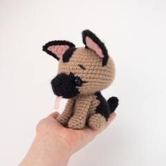 Gunther the German Shepherd amigurumi by Theresas Crochet Shop