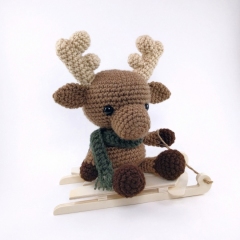 Myles the Moose amigurumi pattern by Theresas Crochet Shop