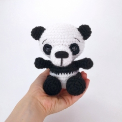 Po-Fu the Panda amigurumi by Theresas Crochet Shop