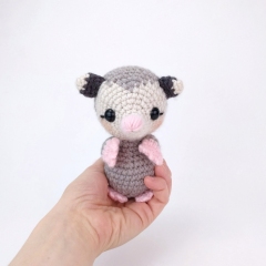 Posie the Possum amigurumi pattern by Theresas Crochet Shop