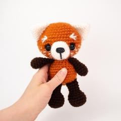 Riley the Red Panda amigurumi pattern by Theresas Crochet Shop