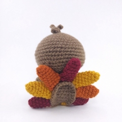 Terrence the Turkey amigurumi pattern by Theresas Crochet Shop