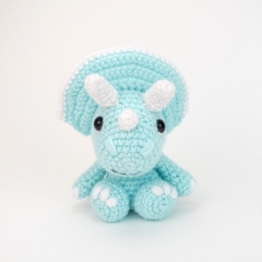 Theodore the Triceratops amigurumi pattern by Theresas Crochet Shop