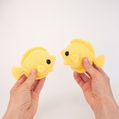 Yolly the Yellow Tang amigurumi by Theresas Crochet Shop