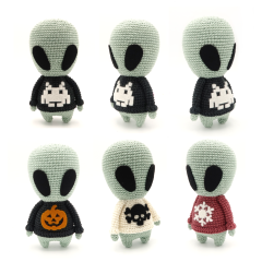 Alien with Sweater amigurumi pattern by RoKiKi