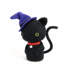 Halloween Cat amigurumi pattern by RoKiKi