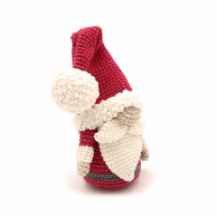 Santa Gnome amigurumi pattern by RoKiKi