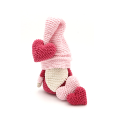 Valentine Gnome amigurumi pattern by RoKiKi