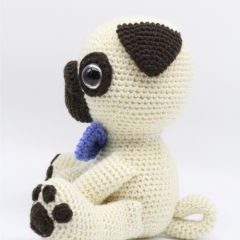 Pugster Pup amigurumi pattern by Hello Yellow Yarn