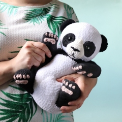 Lulu The Panda amigurumi by Irene Strange