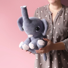 Milo The Elephant amigurumi by Irene Strange