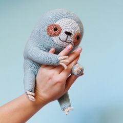Ollie The Sloth amigurumi by Irene Strange