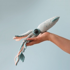 Percy The Squid amigurumi by Irene Strange