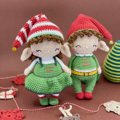 Lily and Louis, the Christmas Elves amigurumi by Manuska