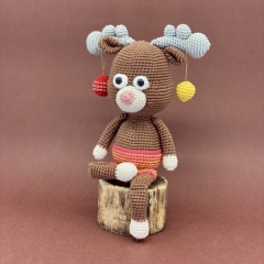 Randy, the lazy reindeer amigurumi by Manuska
