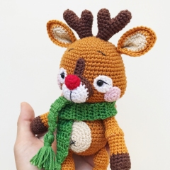 Cinnamon the little Deer amigurumi pattern by zipzipdreams