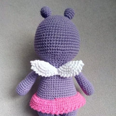 Hippo Princess amigurumi by Nelly Handmade