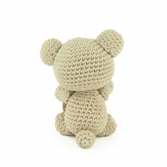 Honey Bear amigurumi pattern by Sabrina Somers