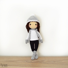 Sarah the Winter Doll amigurumi by Bunnies and Yarn
