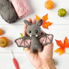 Bruce the baby bat amigurumi pattern by Mi fil mi calin