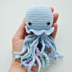 Crochet Jellyfish amigurumi by RNata