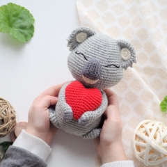 Koala with heart amigurumi pattern by RNata
