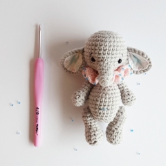 Bella the little elephant amigurumi by Amalou Designs