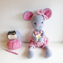 Kicky the cute mouse amigurumi by Amalou Designs