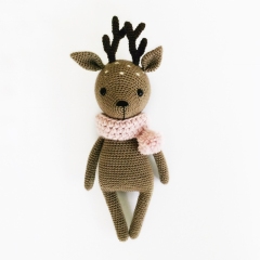 Flora the Fawn amigurumi pattern by Jojilie